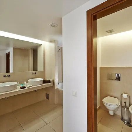 Luxury 2 Bedroom Near Salgados Guia (Faro)