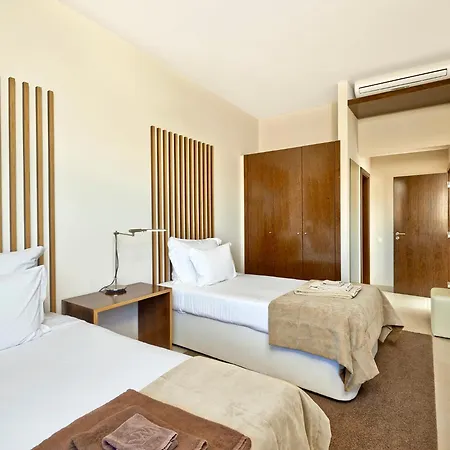 Luxury 2 Bedroom Near Salgados